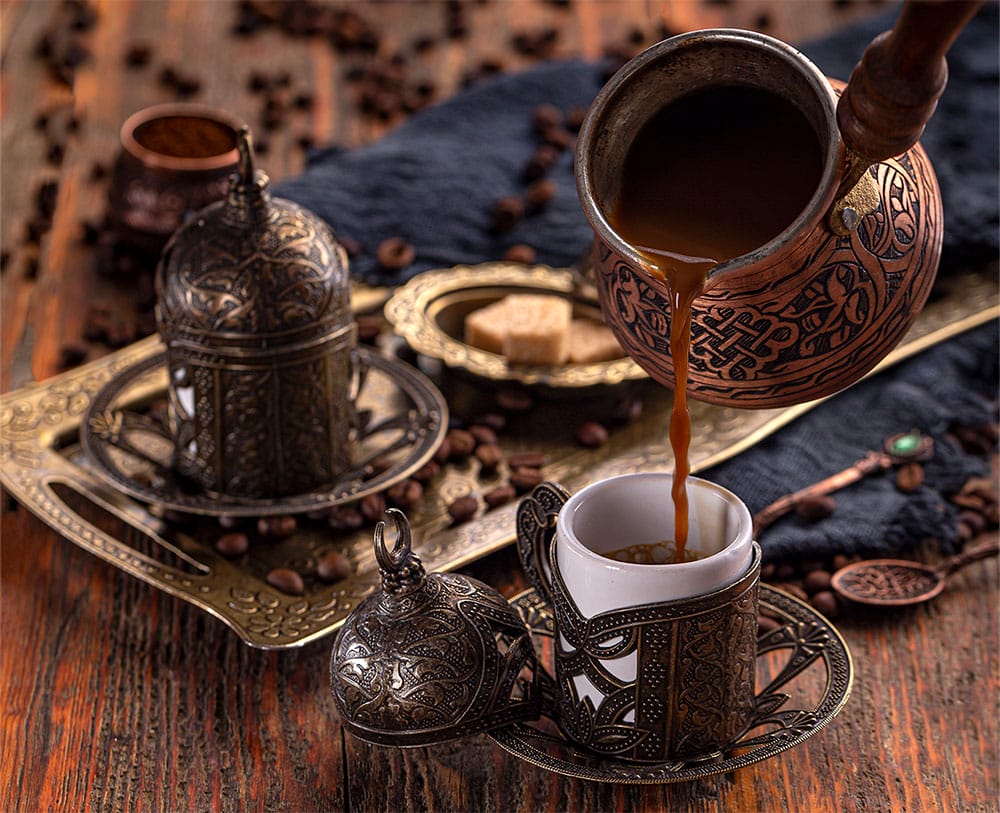 Turška Kava Vse kar morate vedeti in kako pripraviti turško kavo